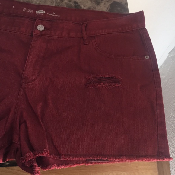 Red Semi Fitted Shorts by Old Navy 16 Regular - Picture 5 of 6